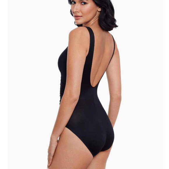 Miraclesuit 'Must Have' One-Piece Allover Slimming Underwire Swimsuit - Picture 2 of 16